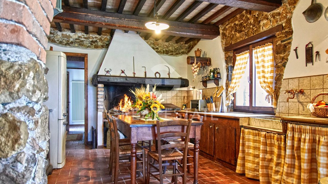Estate in Chianni, Tuscany, Italy 2 - 17411059