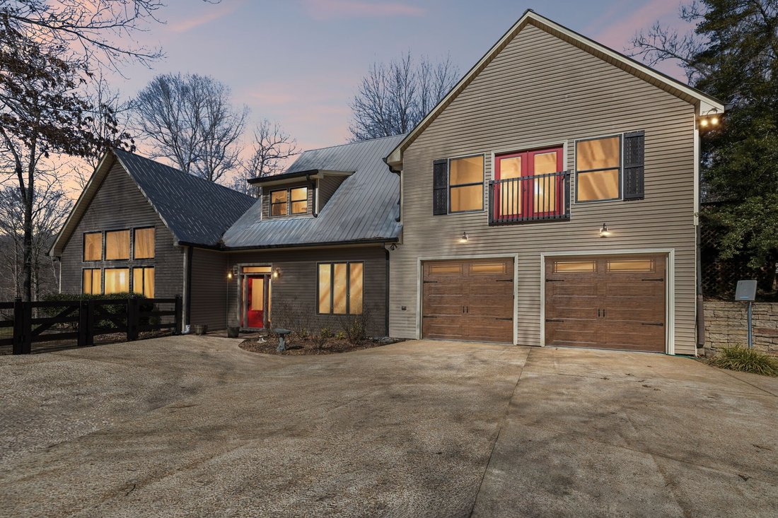 House in Hohenwald, Tennessee, United States 1 - 17419649