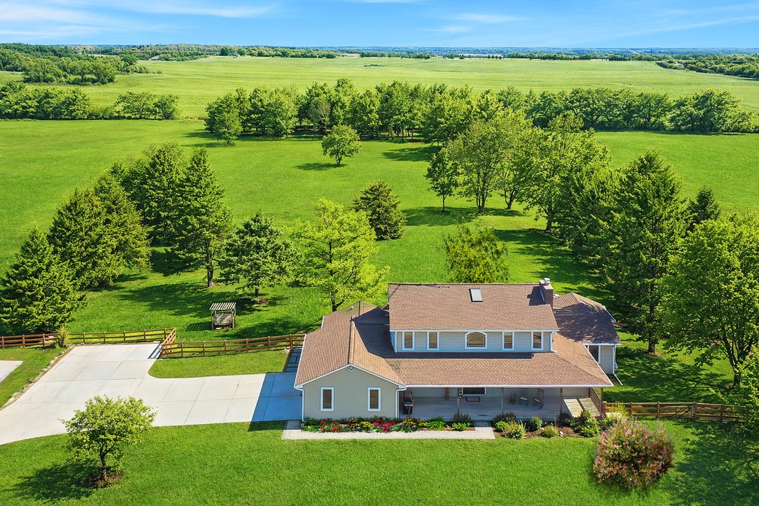 House in Fox Lake, Illinois, United States 1 - 17421217