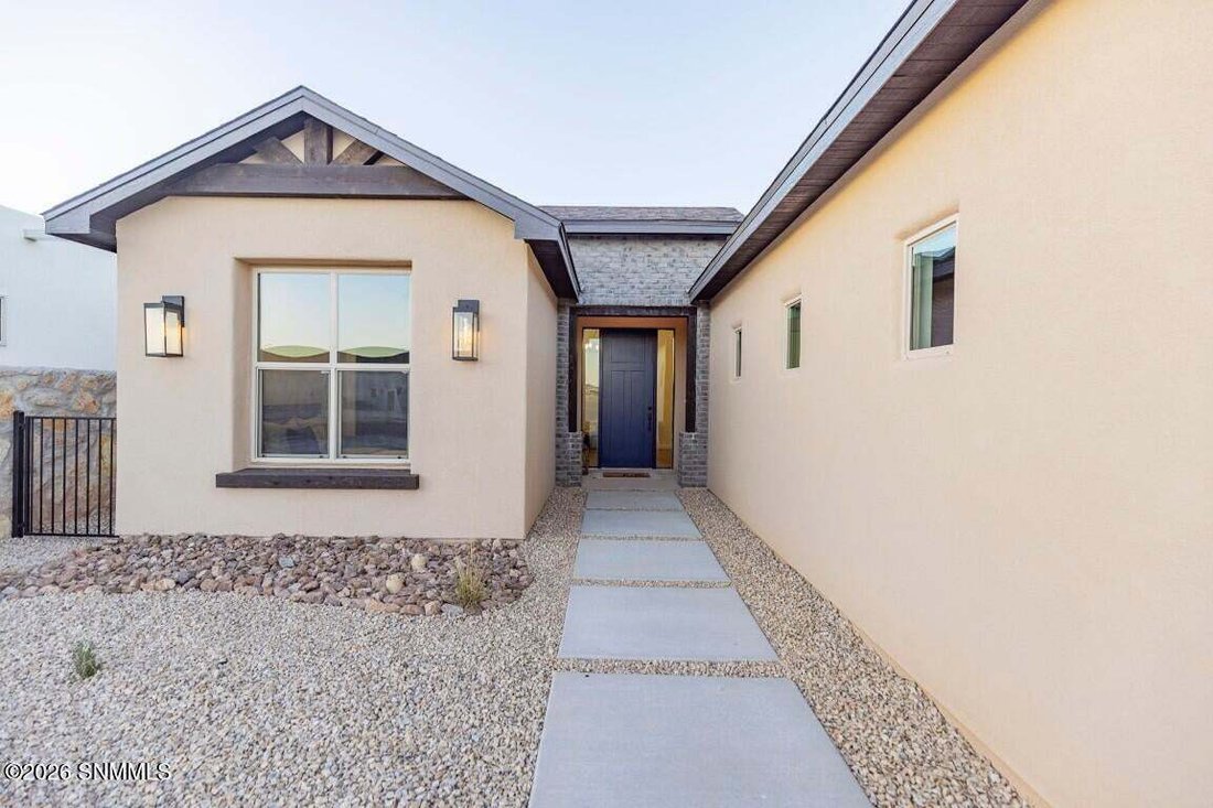 House in Las Cruces, New Mexico, United States 3 - 17409370