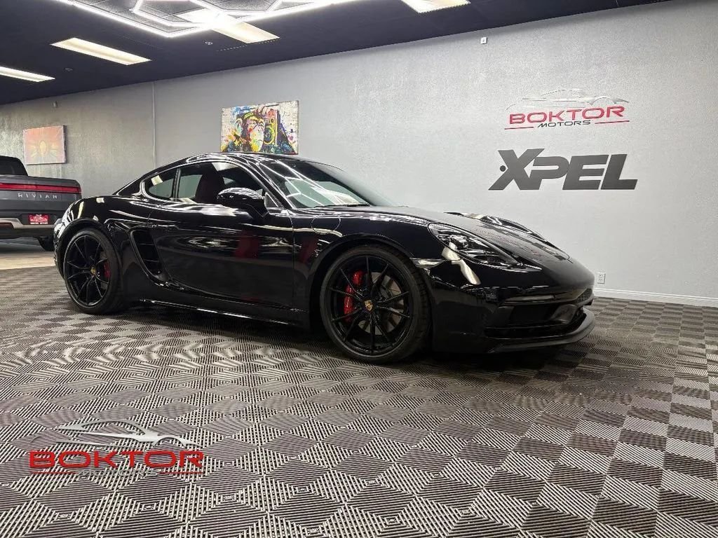 Coupe in Las Vegas, NV, United States 1 - 16806746