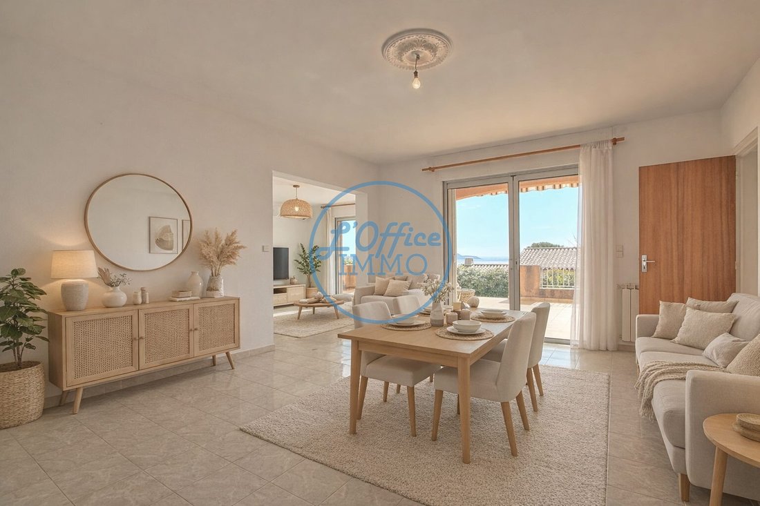 Villa in Centre Ville, Carqueiranne, France 1 - 17256617