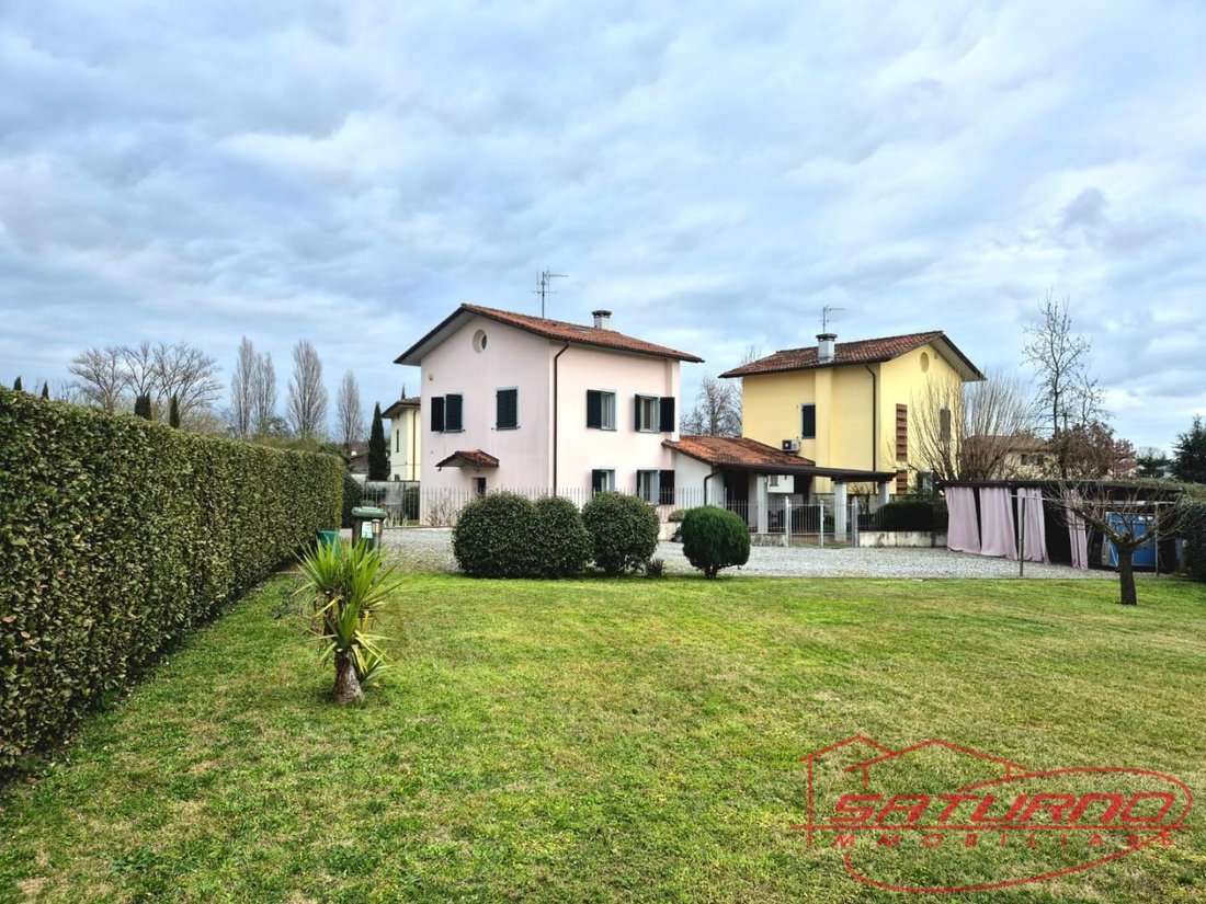 Villa in Segromigno in Monte, Capannori, Tuscany 1 - 17410857