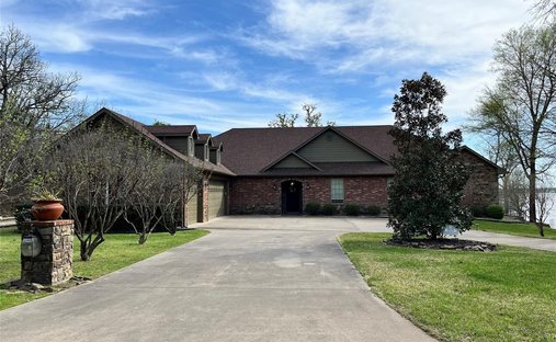 House in Emory, Texas, United States 1