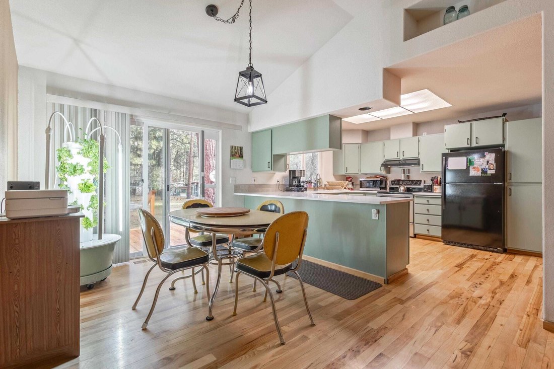House in Bend, Oregon, United States 2 - 17409762