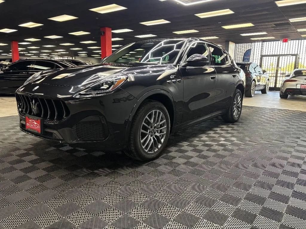 Suv in Las Vegas, NV, United States 4 - 16806931