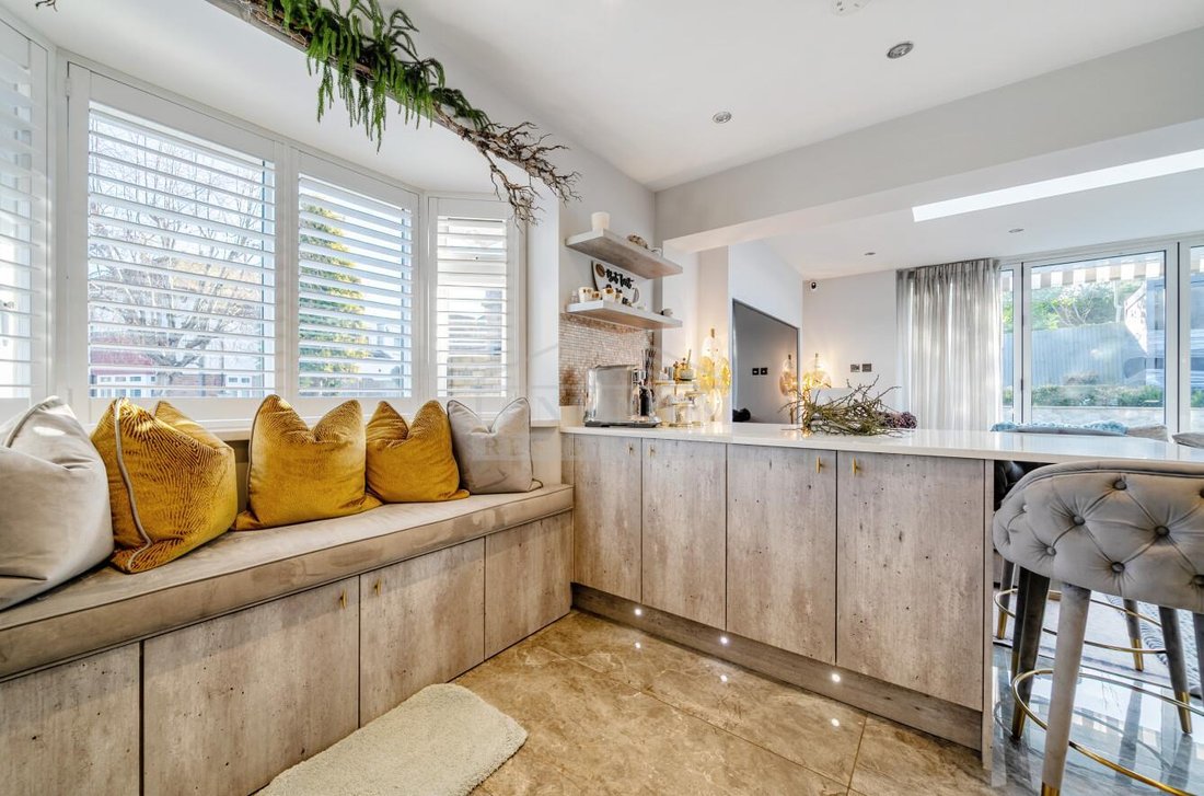 Bungalow a Bushey Heath, Hertsmere, Inghilterra 2 - 17418274