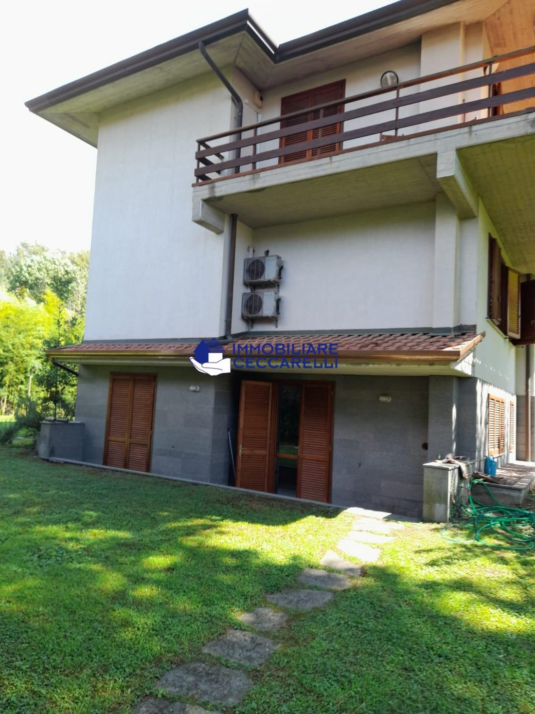 Villa in Ronchi, Massa, Italy 3 - 17417352