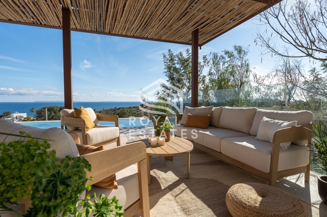 Villa in Cap Martinet, Santa Eularia des Riu, Balearic Islands 4 - 15370658