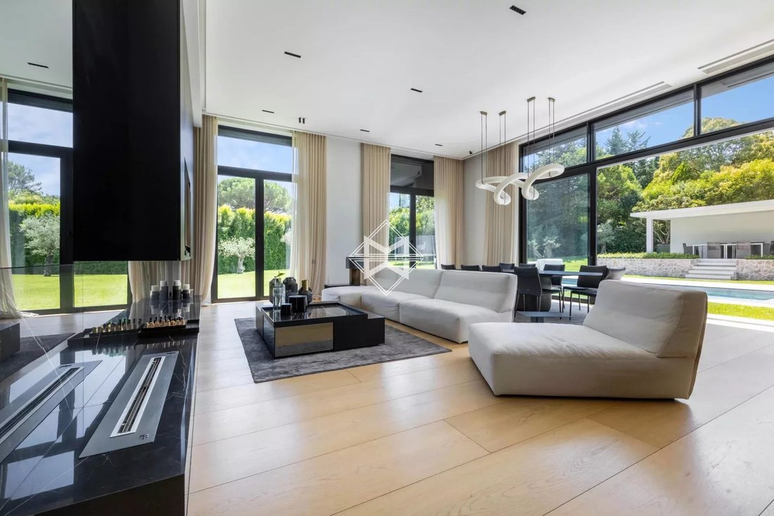 Villa in Mougins, Provence-Alpes-Côte d'Azur, France 3 - 17408825
