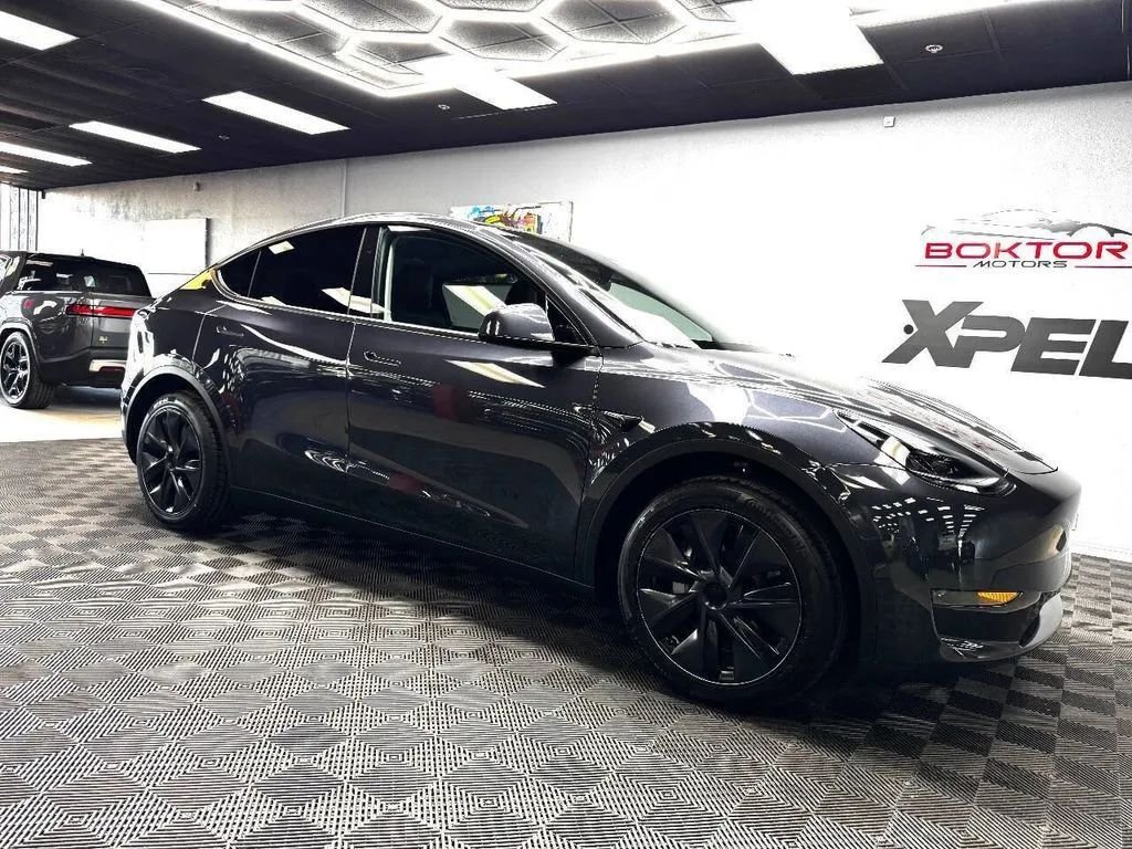 Suv in Las Vegas, NV, United States 2 - 17335862