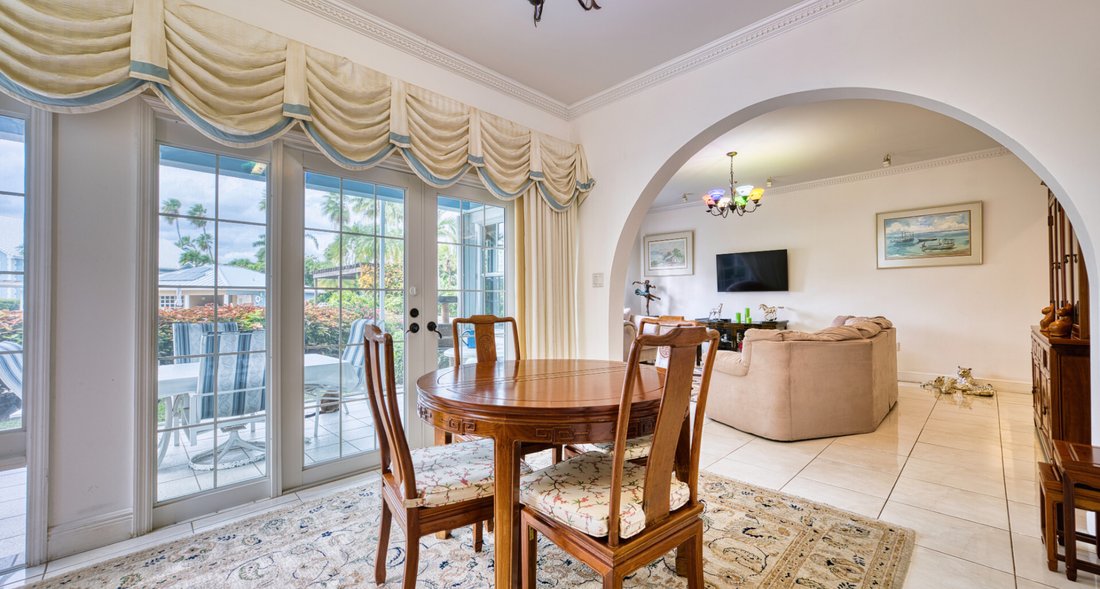 Apartment in George Town, George Town, Cayman Islands 4 - 17412231