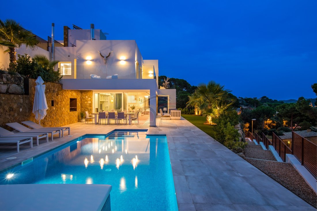 Villa in Calonge i Sant Antoni, Catalonia, Spain 4 - 17418627
