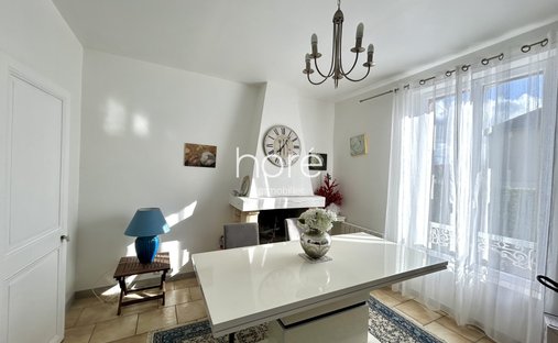 House in ZAC-Centre Ville, Dives-sur-Mer, France 1
