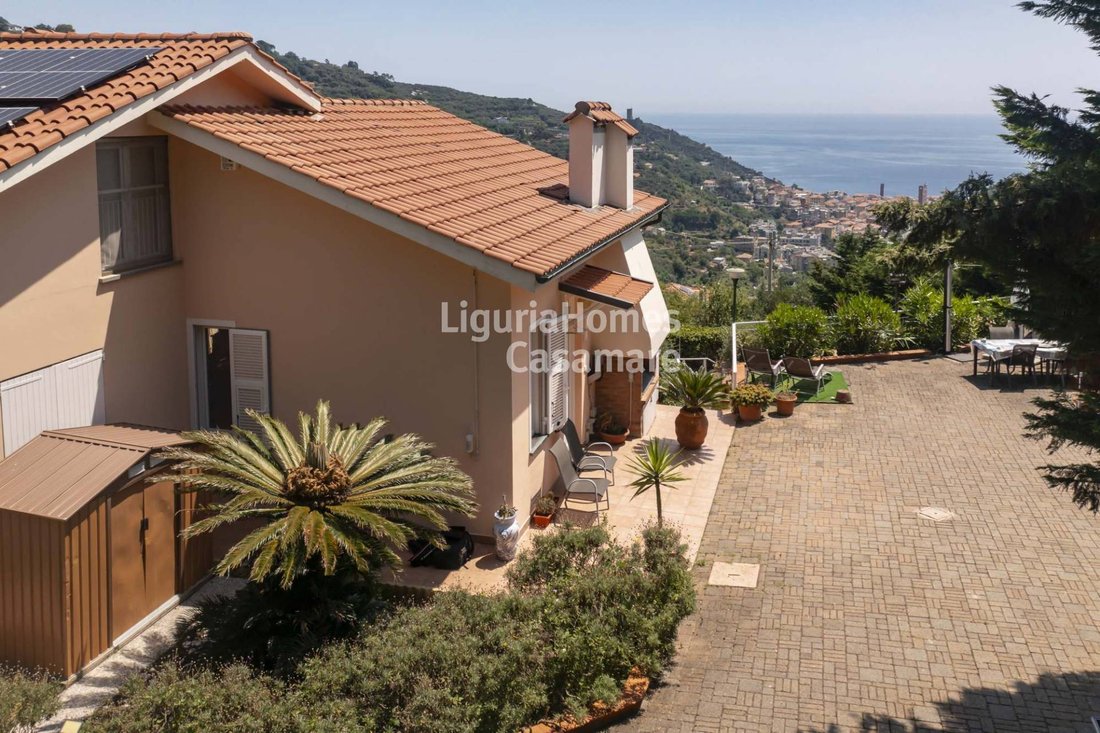 Villa in Noli, Liguria, Italy 2 - 15849513