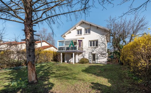 House in Allies-Clos d'Or, Grenoble, France 1