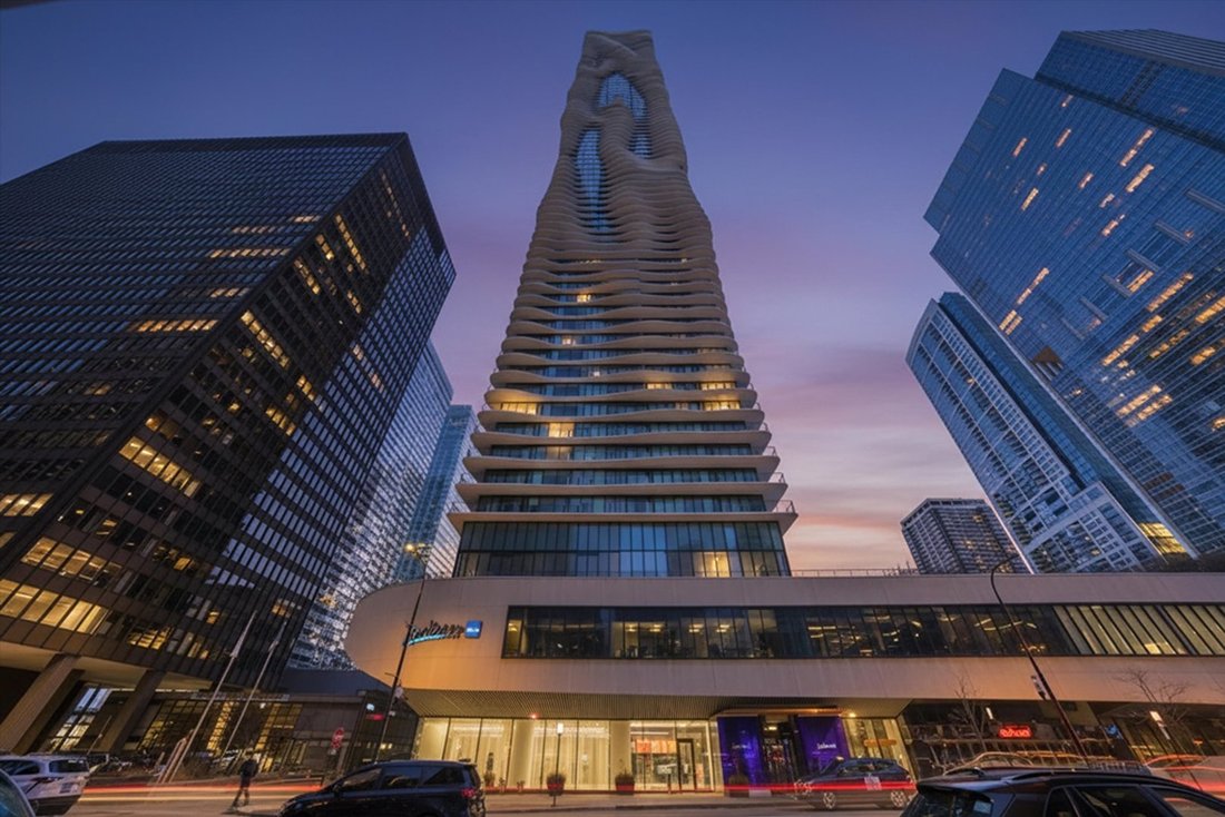 Condo in Chicago, Illinois, United States 2 - 17417235