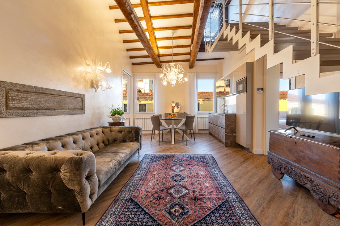 Apartment in Dorsoduro, Venice, Italy 1 - 17414571