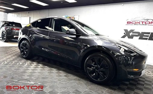 2024 Tesla Model Y Long Range Sport Utility 4D in Las vegas, NV, United States 1