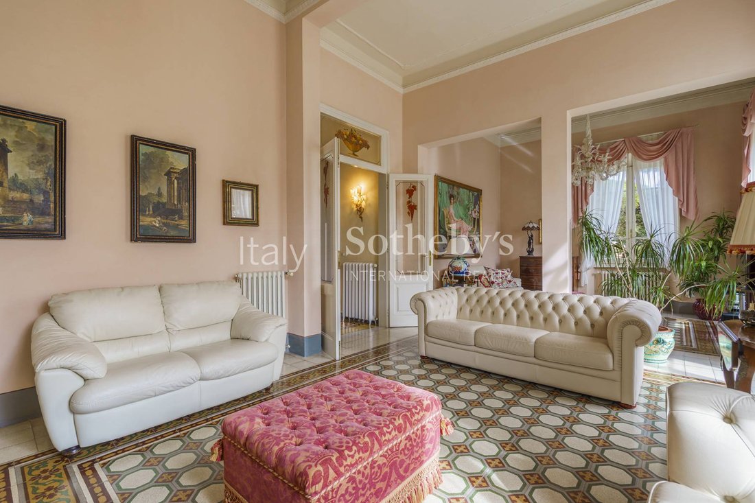 House in Historic Center, Viareggio, Tuscany 4 - 17415346