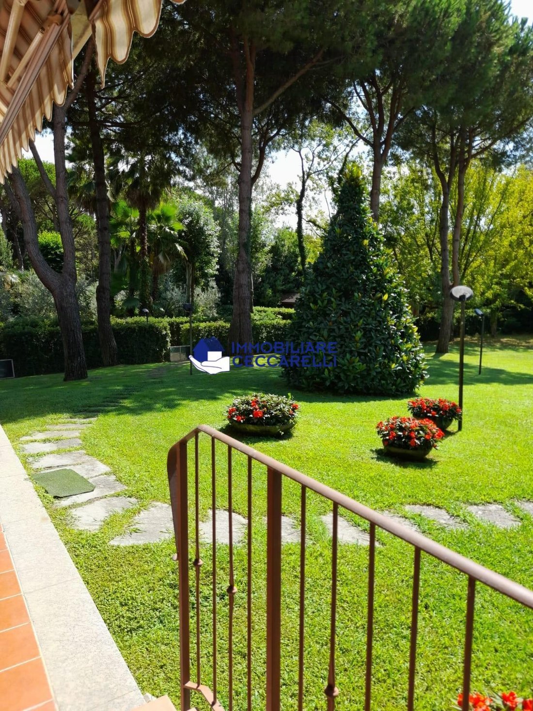 Villa in Ronchi, Massa, Italy 4 - 17417352