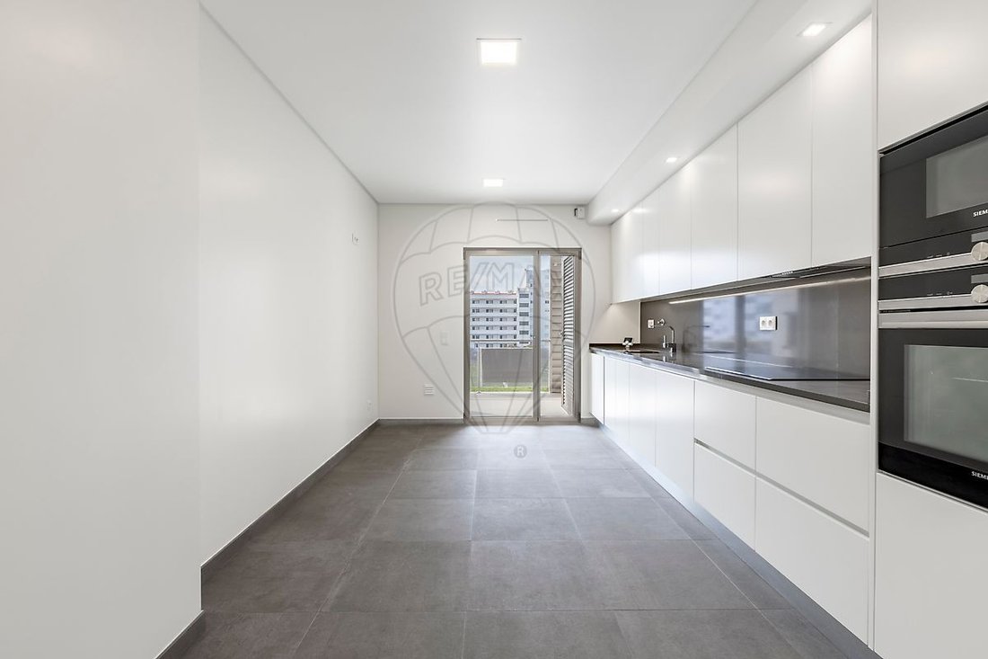 Apartment in A dos Cunhados e Maceira, Lisbon, Portugal 1 - 17408163