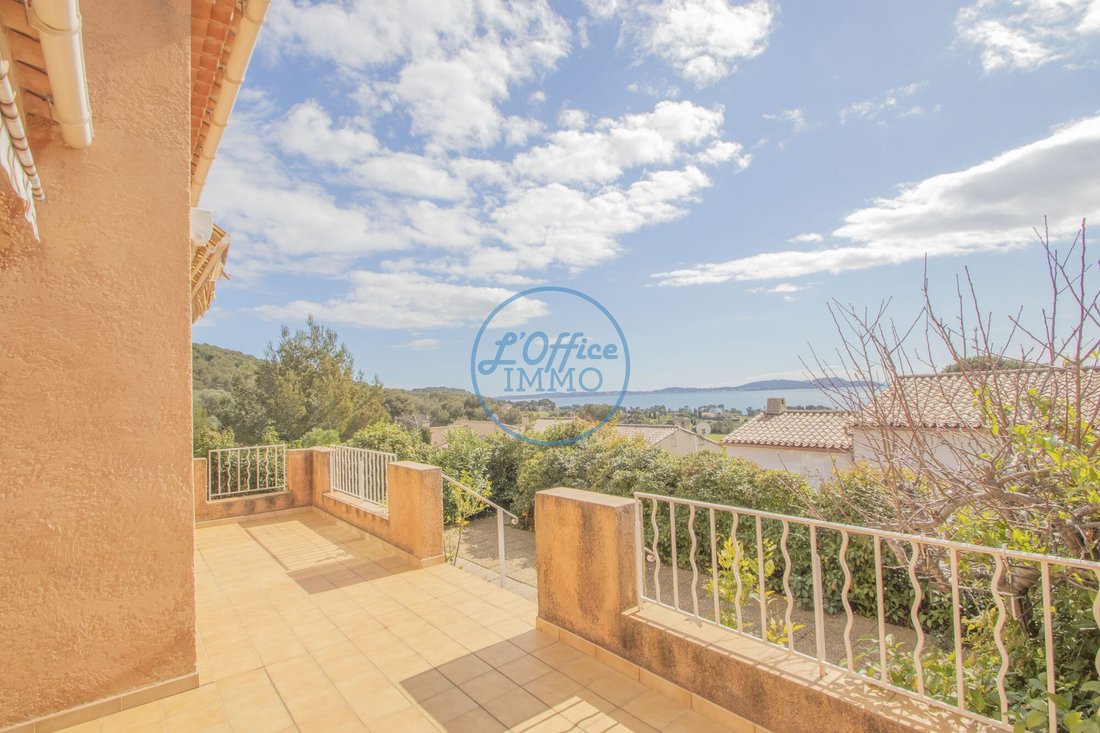 Villa in Centre Ville, Carqueiranne, France 2 - 17256617