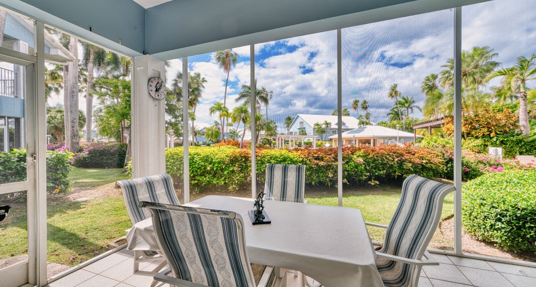 Apartment in George Town, George Town, Cayman Islands 1 - 17412231