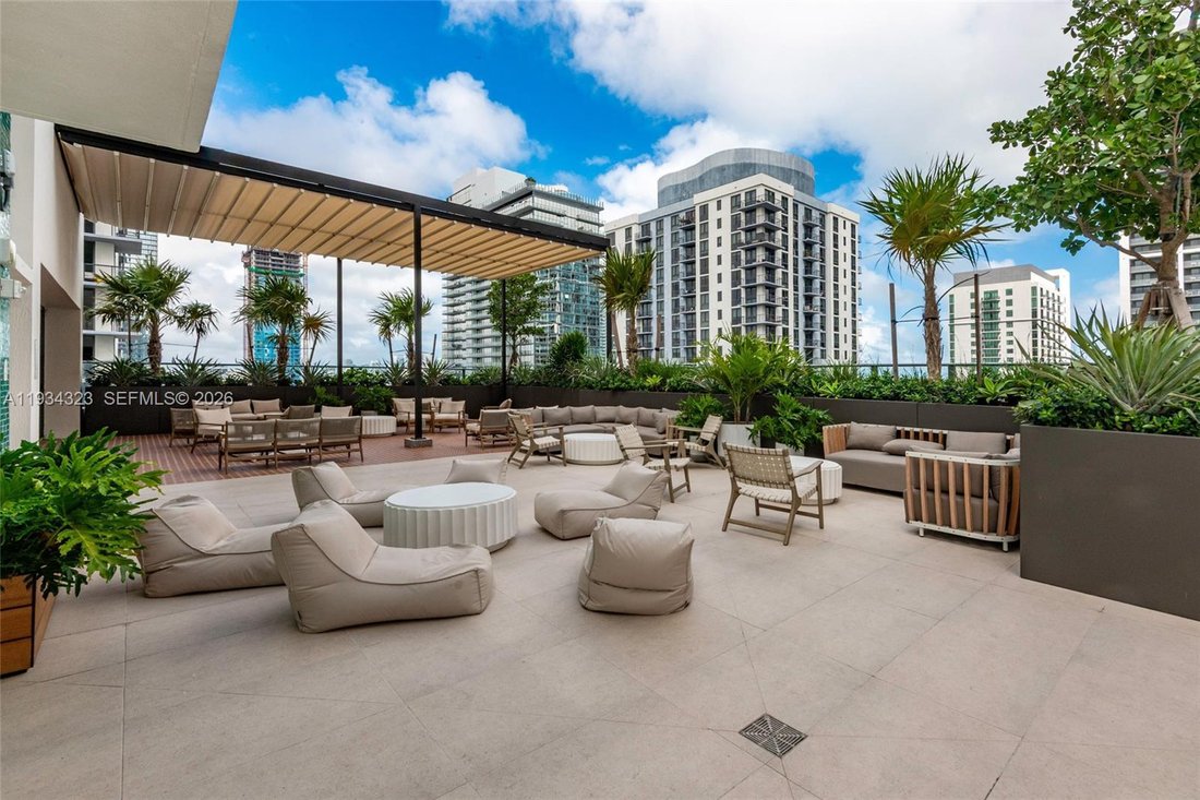Condo in Miami, Florida, United States 1 - 17205662