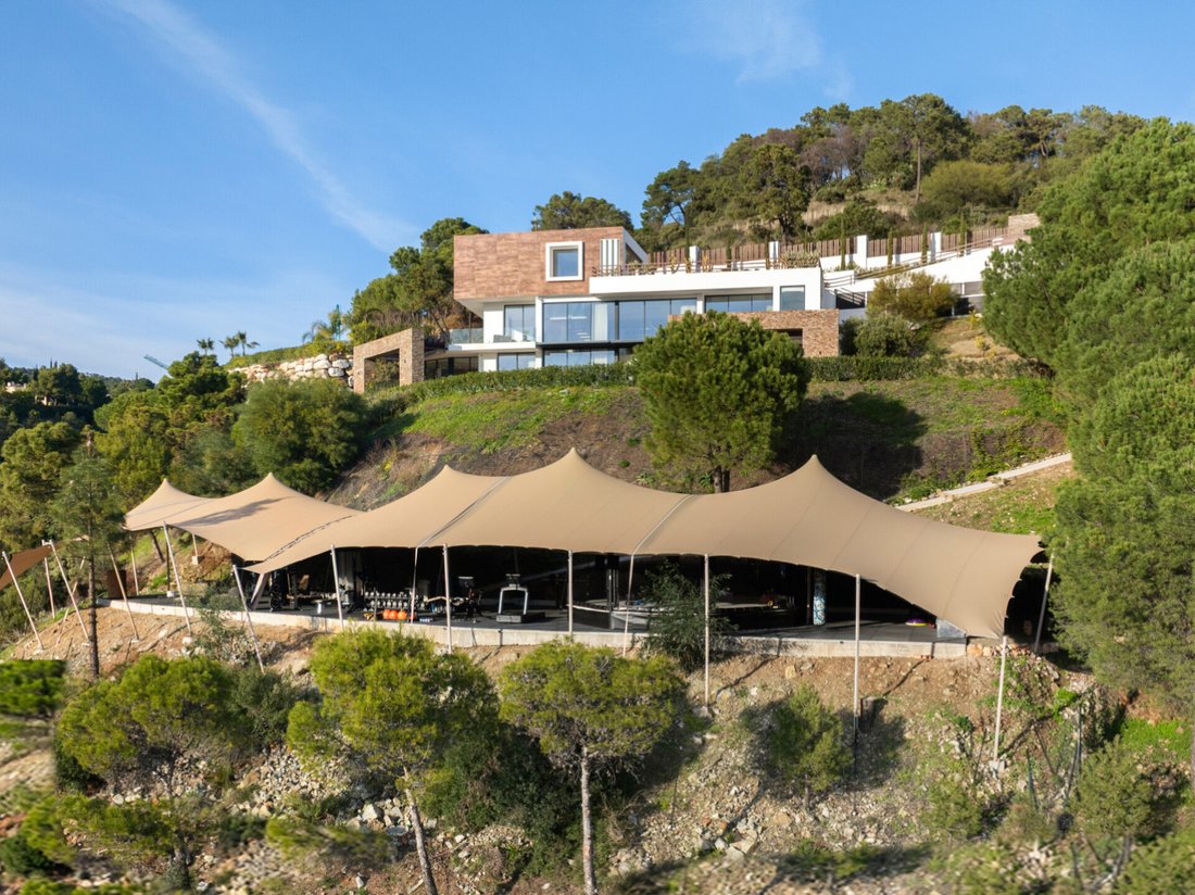 Villa in Benahavis, Andalusia, Spain 3 - 17414454