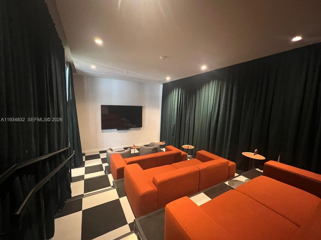 Condo in Miami, Florida, United States 5 - 17205605