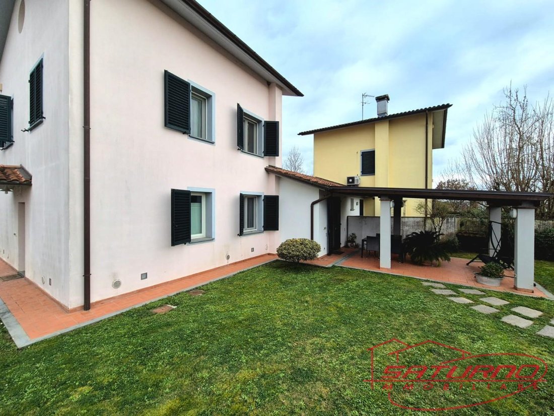 Villa in Segromigno in Monte, Capannori, Tuscany 4 - 17410857