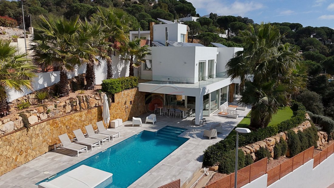 Villa in Calonge i Sant Antoni, Catalonia, Spain 2 - 17418627
