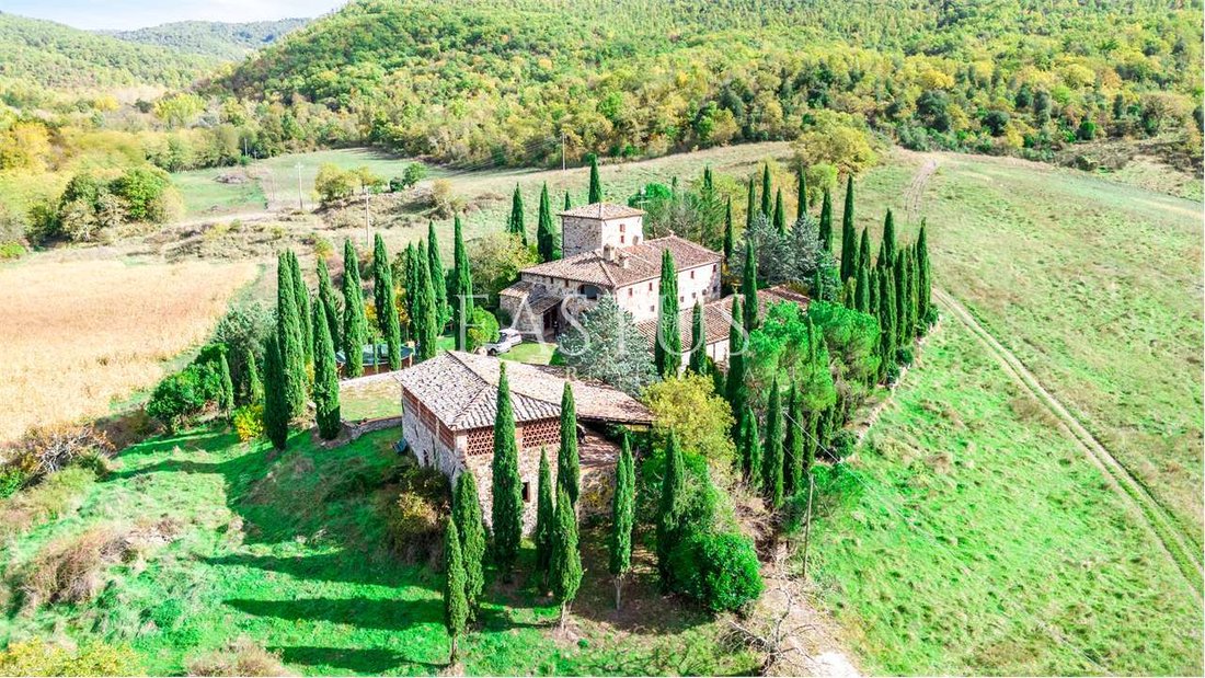 Villa in Gaiole in Chianti, Tuscany, Italy 1 - 17410870