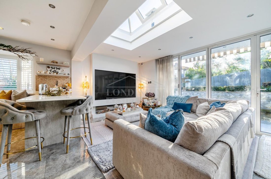 Bungalow a Bushey Heath, Hertsmere, Inghilterra 1 - 17418274