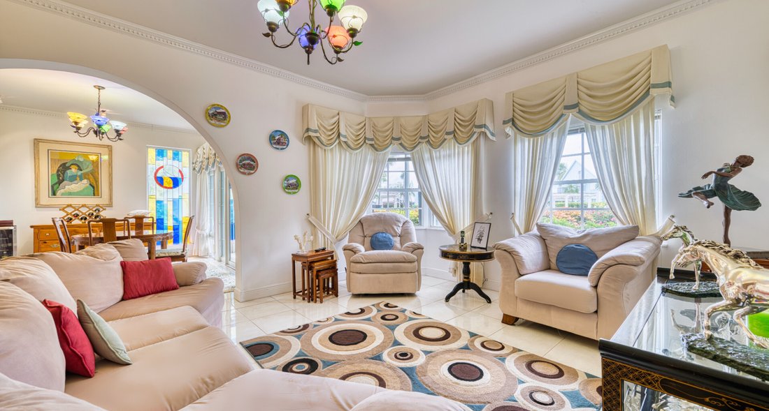 Apartment in George Town, George Town, Cayman Islands 3 - 17412231