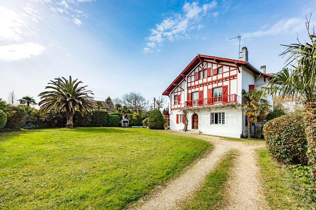Villa in Bayonne, Nouvelle-Aquitaine, France 3 - 17416279
