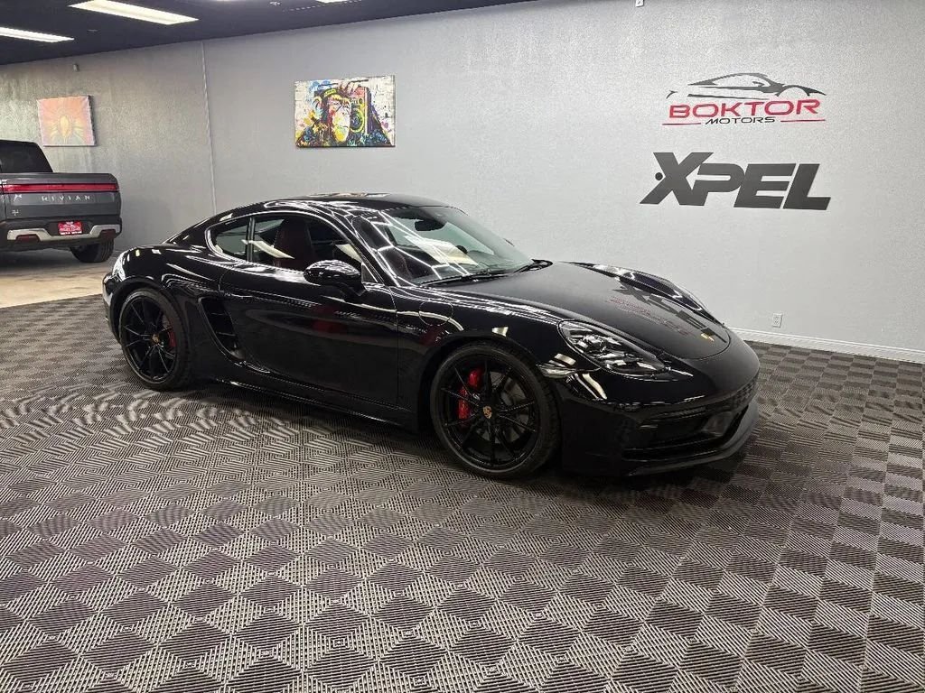 Coupe in Las Vegas, NV, United States 2 - 16806746