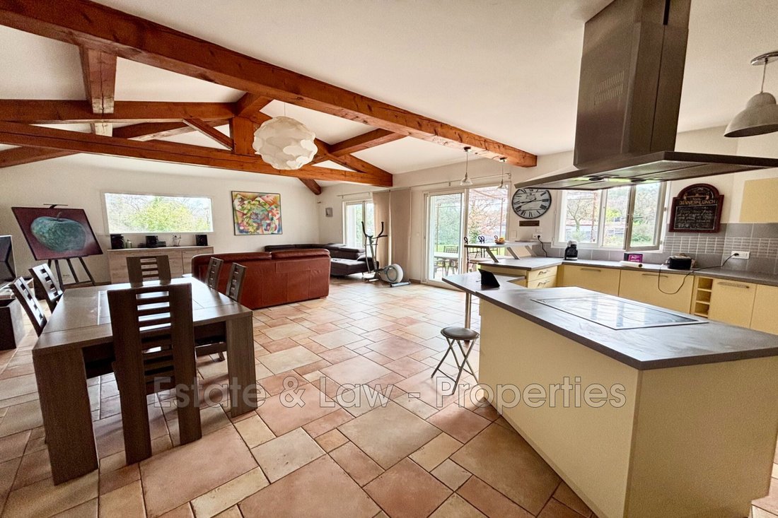 Villa in Centre Ancien, Draguignan, France 3 - 17408066