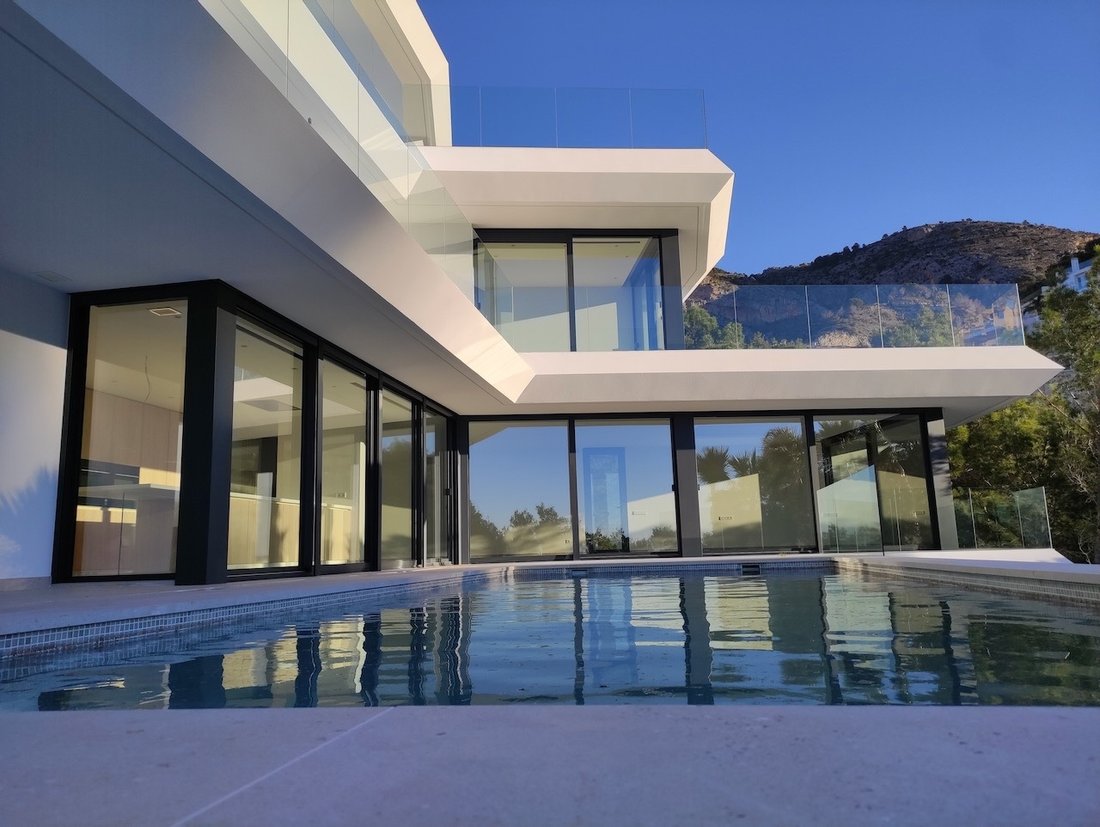 Villa in Altea, Valencian Community, Spain 1 - 16568752
