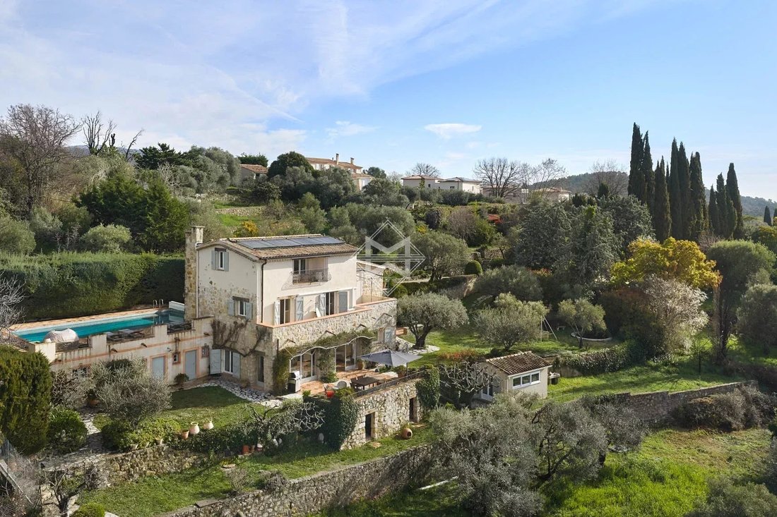 Estate in Montauroux, Provence-Alpes-Côte d'Azur, France 2 - 17220843
