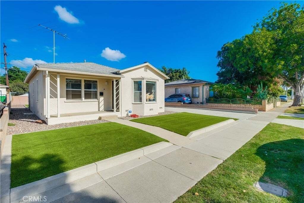 House in Carson, California, United States 2 - 17411802