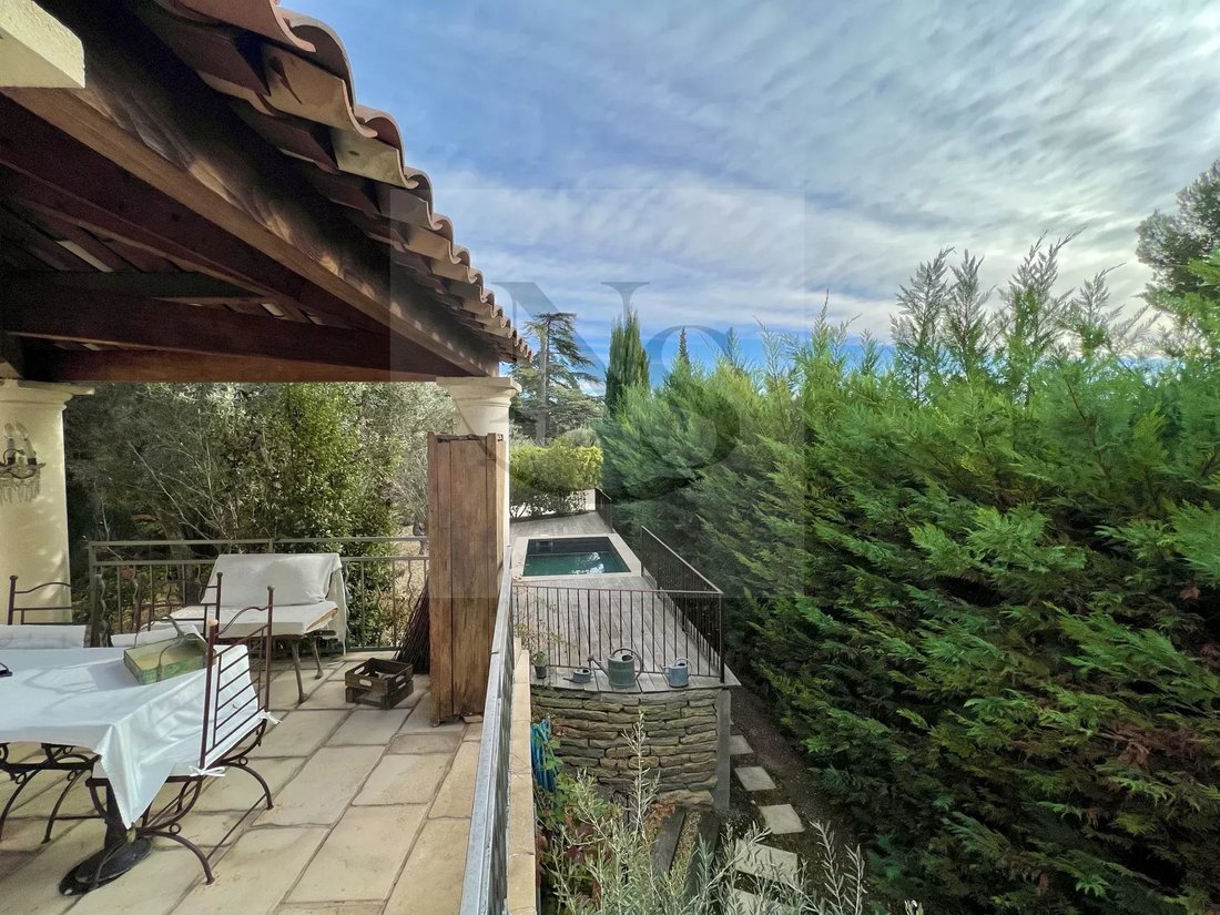 Villa in Mazenod-Bellevue-Saint Donat-Banon, Aix-en-Provence, France 3 - 17415669