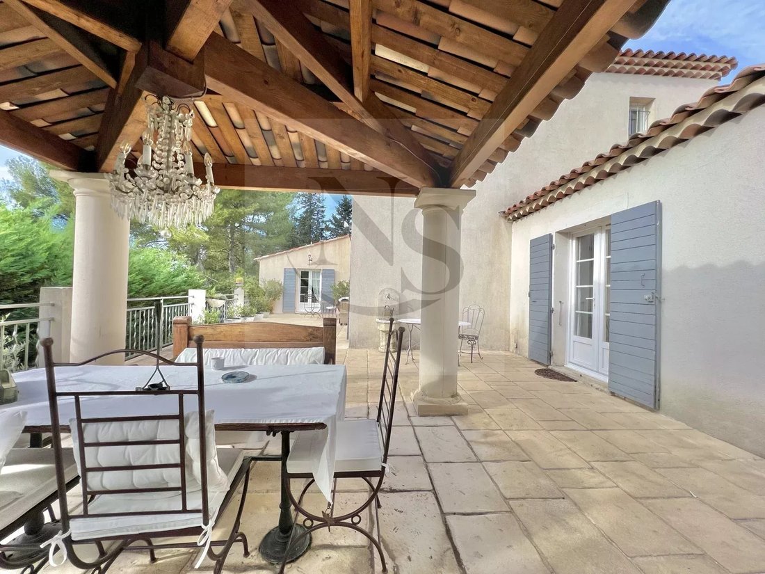 Villa in Mazenod-Bellevue-Saint Donat-Banon, Aix-en-Provence, France 5 - 17415669