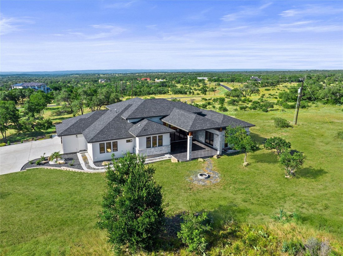 House in Round Mountain, Texas, United States 3 - 17410546
