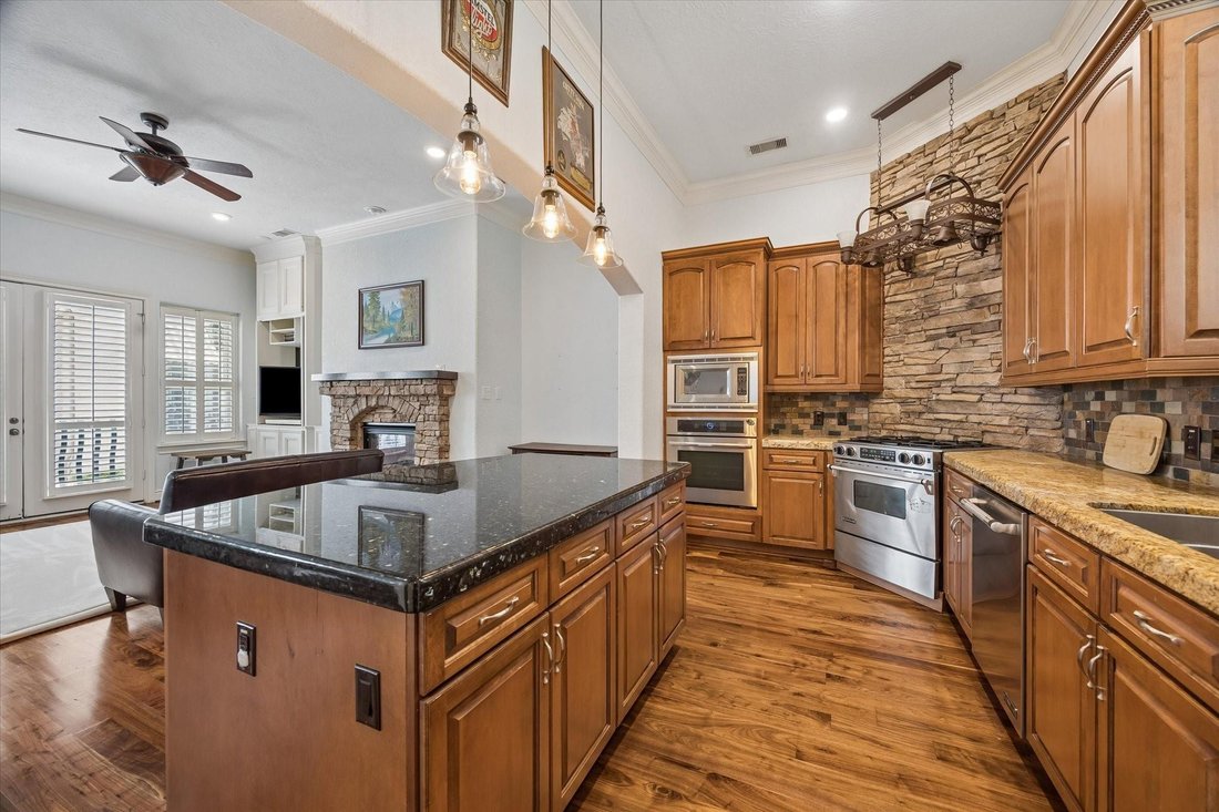 Townhouse in Houston, Texas, United States 3 - 17410938