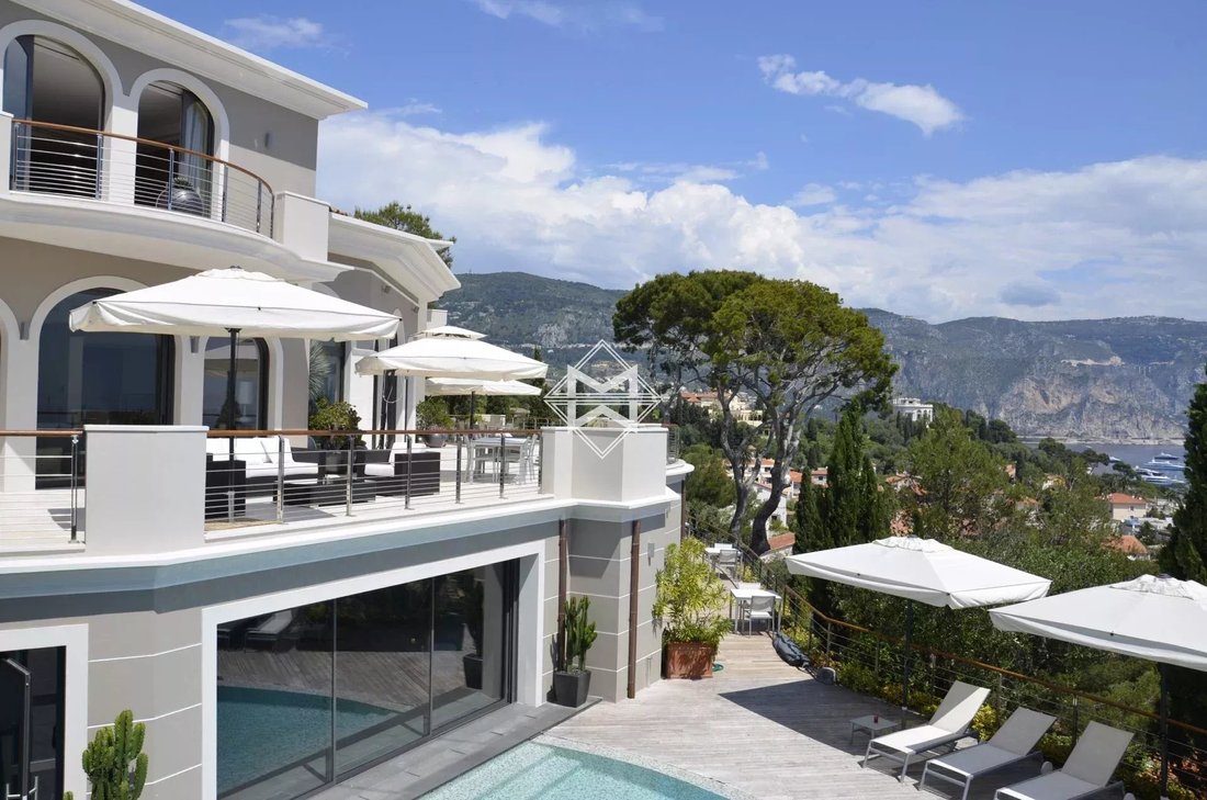 Villa in Saint-Jean-Cap-Ferrat, Provence-Alpes-Côte d'Azur, France 1 - 17408854