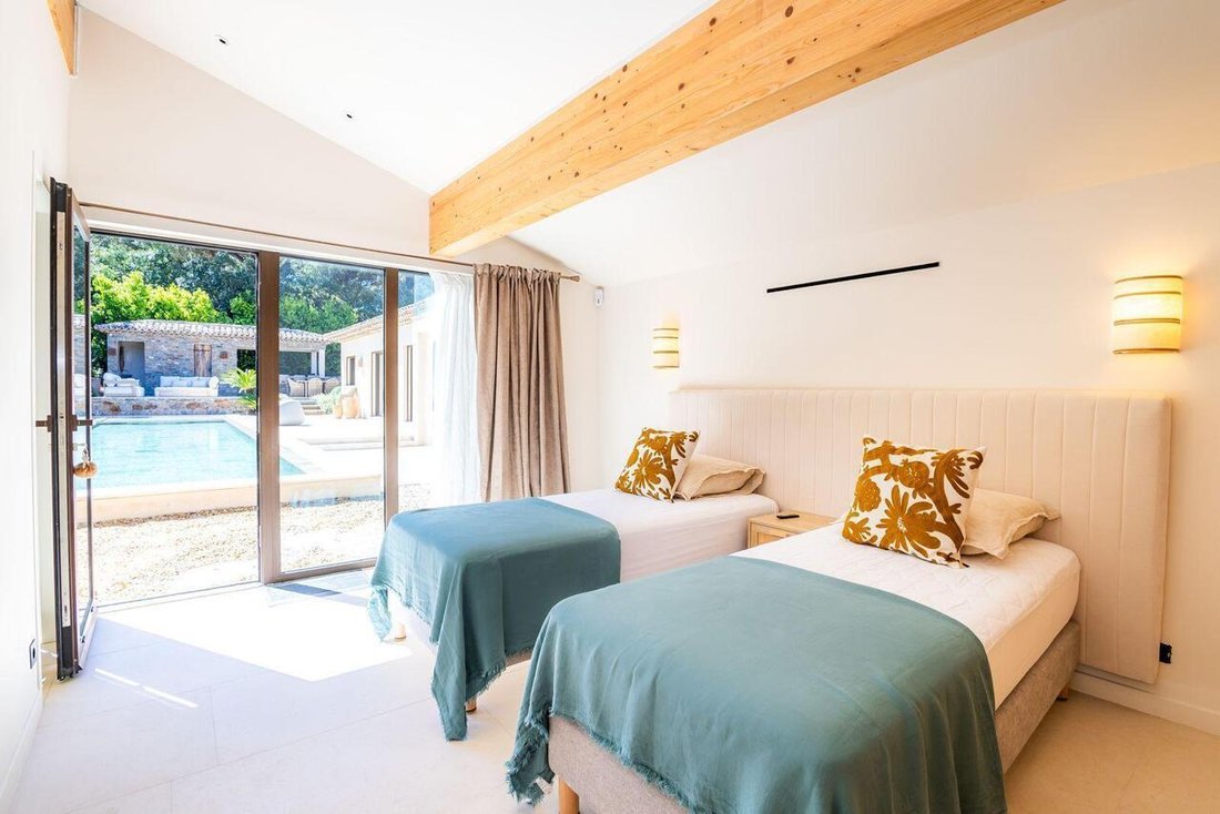 Villa in Ramatuelle, Provence-Alpes-Côte d'Azur, France 4 - 17421648