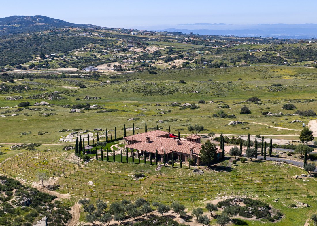 House in Hemet, California, United States 5 - 17246829