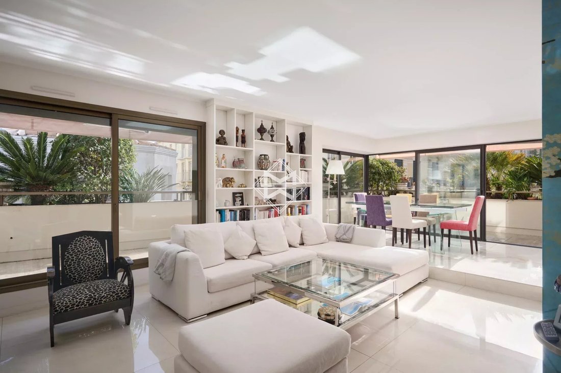 Apartment in Cannes, Provence-Alpes-Côte d'Azur, France 1 - 10955367